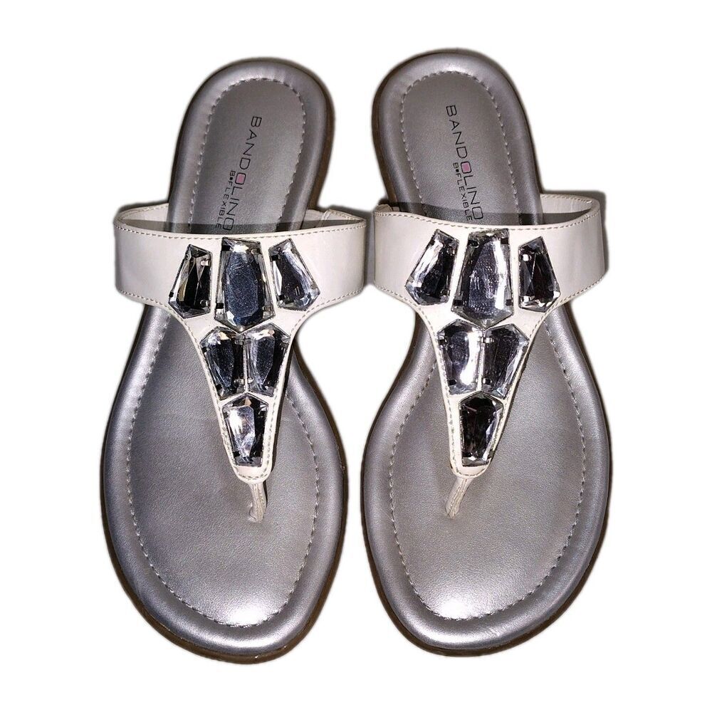 Bandolino BDJESANE White Jeweled Thong Sandals B-Flexible Silver Size 6M
